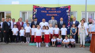 Hendek’te Öğrenciler Ders Başı Yaptı