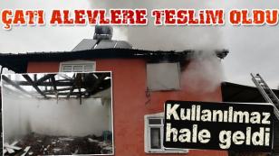 Hendek'te Yangın Çatı Katı Alevlere Teslim Oldu