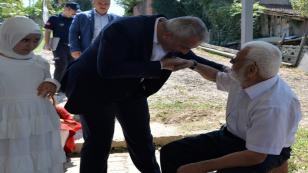 Bizim Turgut adım atmadık yer bırakmadı