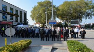 GAZİLER GÜNÜ HENDEK'TE TÖRENLE KUTLANDI