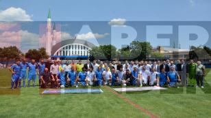 Eski Milli Futbolcular Hendek'te Maç Yaptı