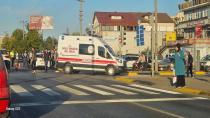 Hendek’te Otomobilin çarptığı motosiklet sürücüsü yaralandı