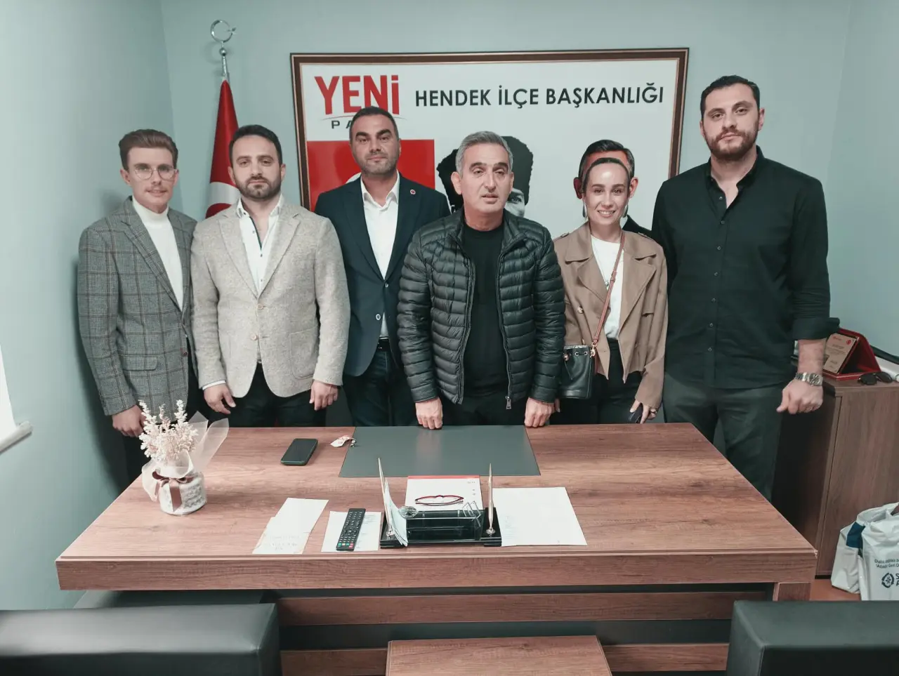 CHP Belediye Meclis Üyeleri, Yeni Parti’ye geçti