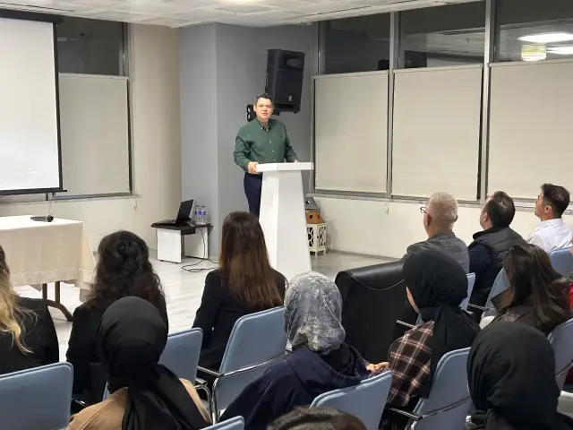 Kaymakam Gökpınar, Hendek KYK Yurdunda Gençlerle Buluştu